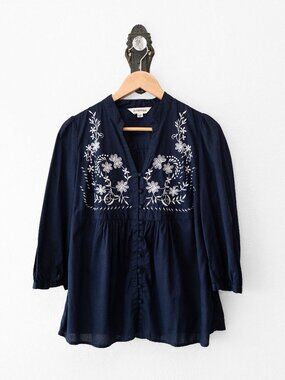 St Johns Bay Medium Navy Embroidered Floral Boho Peasant Top 3/4 Sleeve